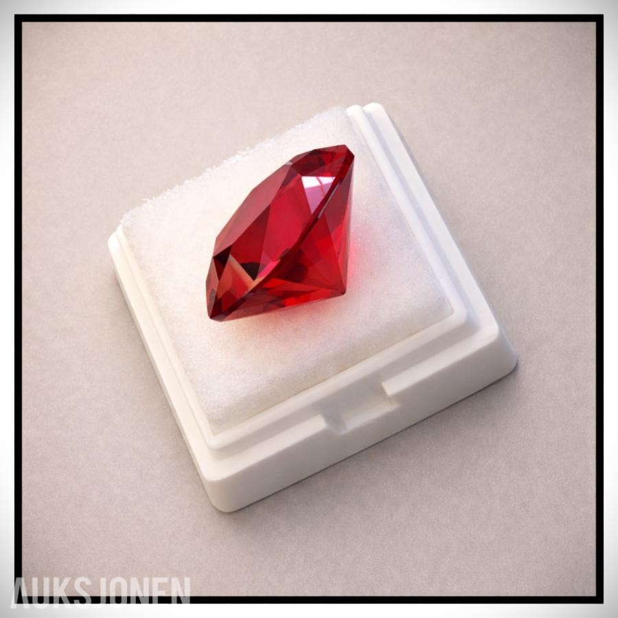 Vakker Rubin "Pigeon Blood"  2,50 CT med sertifikat 